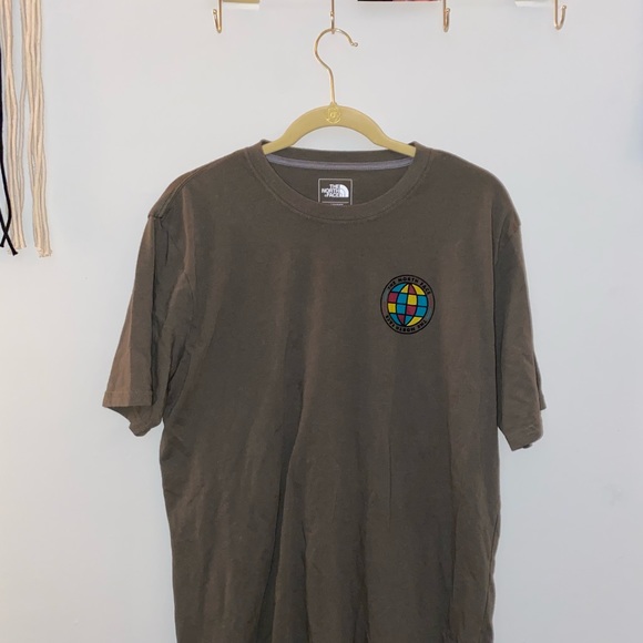 The North Face Other - North Face bottle source tee